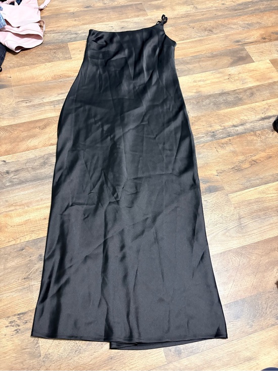 Forever 21 Dresses & Skirts - Forever 21 Black One Shoulder Maxi Dress Size Medium Formal Evening Gown